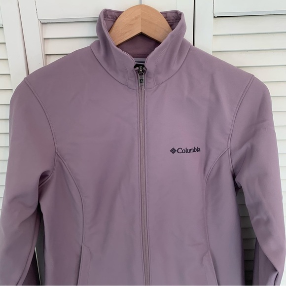 Columbia Women’s Softshell Jacket Small Purple Lilac Full Zip Pockets Gorpcore - Picture 2 of 13